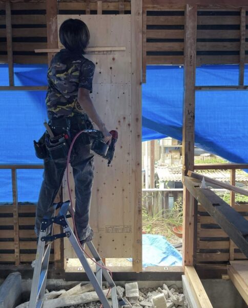 リノベ　断熱と耐震　同時に補強