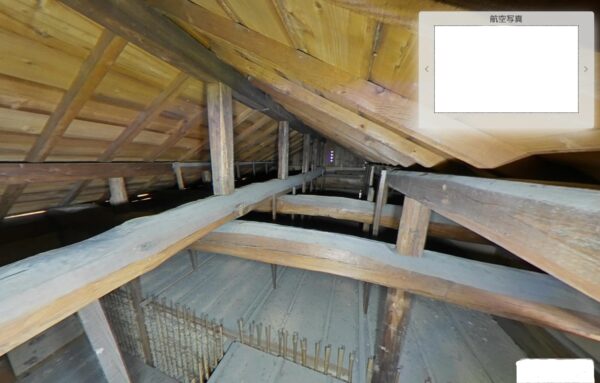 古民家リノベの小屋裏　　　