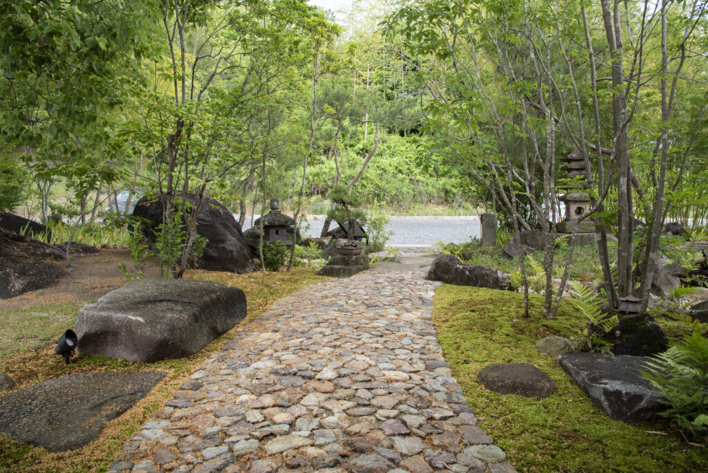 カフェまでのアプロ―チ。