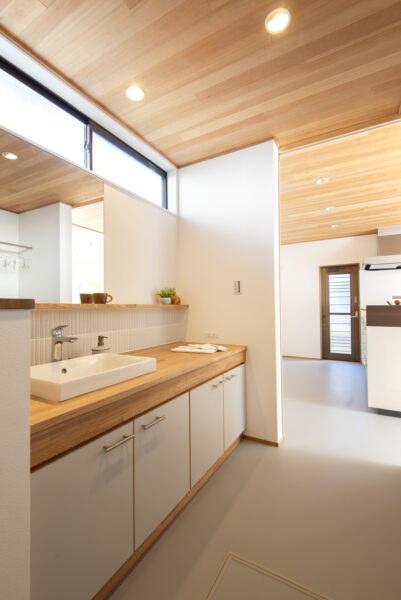 一直線って、ほんとラク。家事動線のいい家はストレスが減ります。