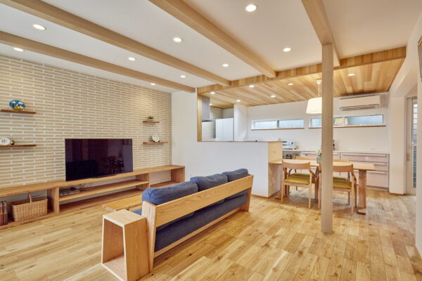 空間が生まれ変わる魔法！「アクセントタイル」で我が家をもっと素敵に