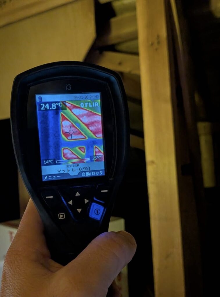 【山田の日刊ブログ】冬の屋根裏の温度