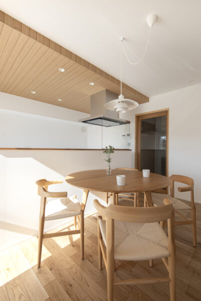 【山田の日刊ブログ】コンロの目の前は壁？