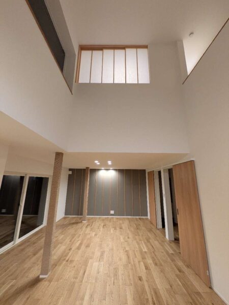 【山田の日刊ブログ】リノベモデルハウス　夜見に行ってみました