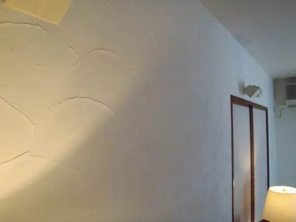 塗り壁にするなら？漆喰（しっくい）と珪藻土（けいそうど）の違い