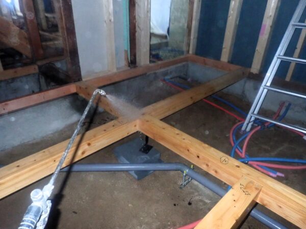 【山田の日刊ブログ】リノベ　シロアリが心配