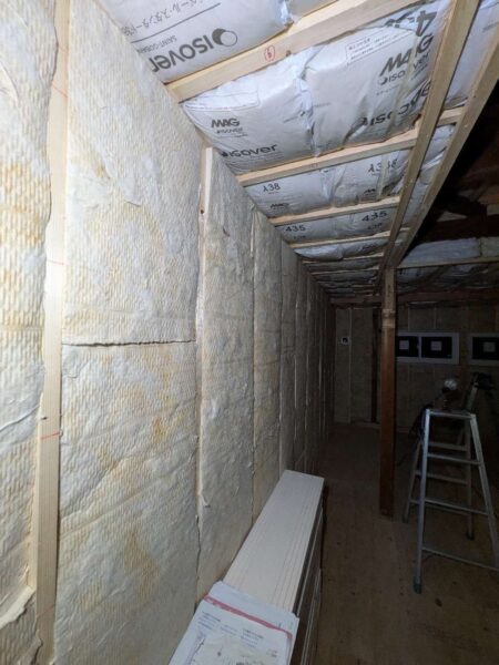 【山田の日刊ブログ】建築業界の原油高の影響　断熱材